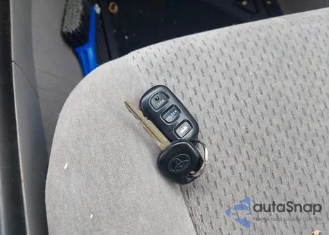 2002 Toyota Camry Le/Xle/Se из США, поврежденный, VIN 4T1BF32K52U540328